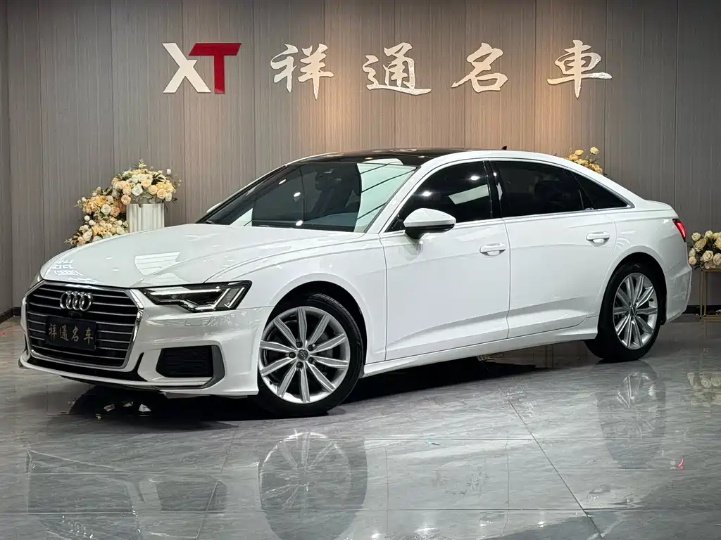 Audi A6L 2021 — фото 1
