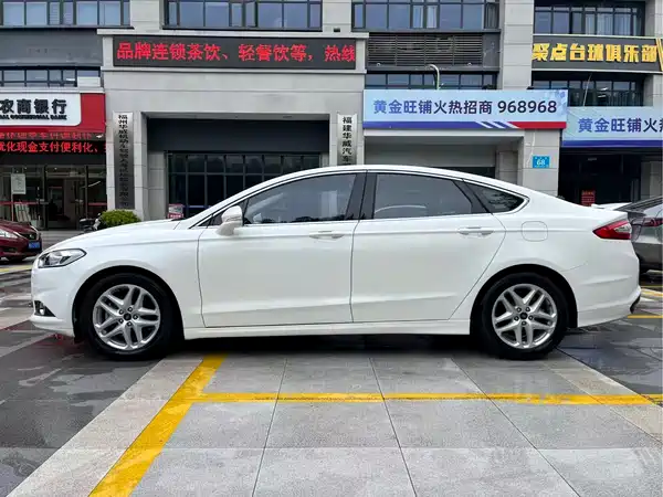 Ford Mondeo 2013
