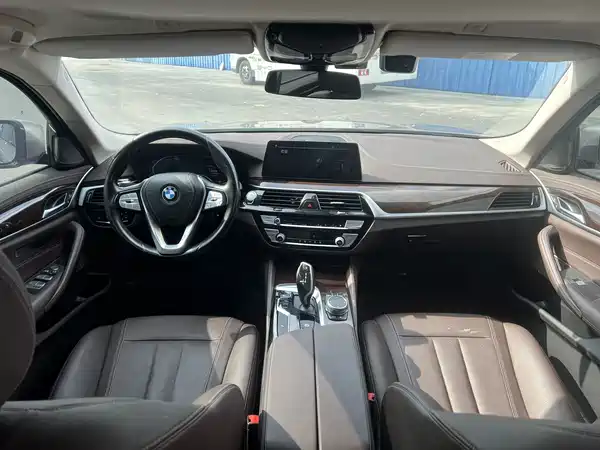BMW 5 Series 2020