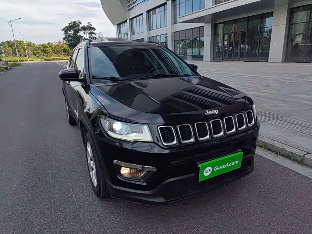 Jeep Compass 2019 — фото 4