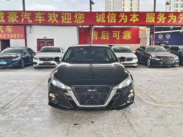 Nissan Teana 2023