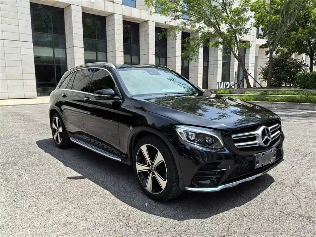 Mercedes-Benz GLC 2018 — фото 3