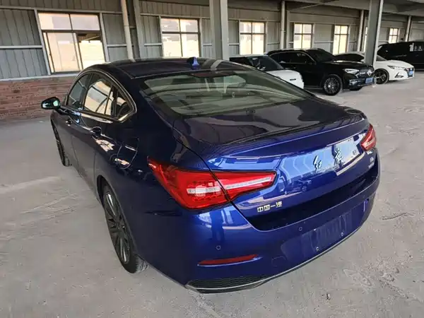 Hongqi H5 2021