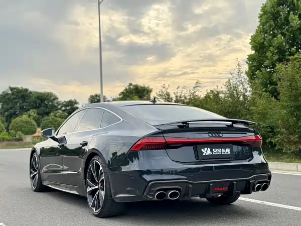 Audi S7 2021