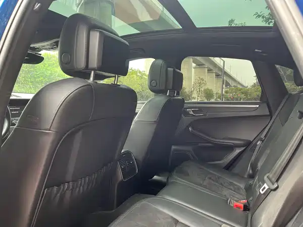 Porsche Macan 2016