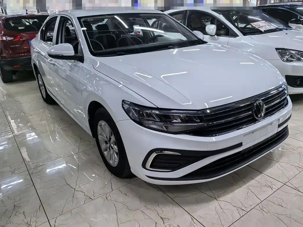 Volkswagen Bora 2024