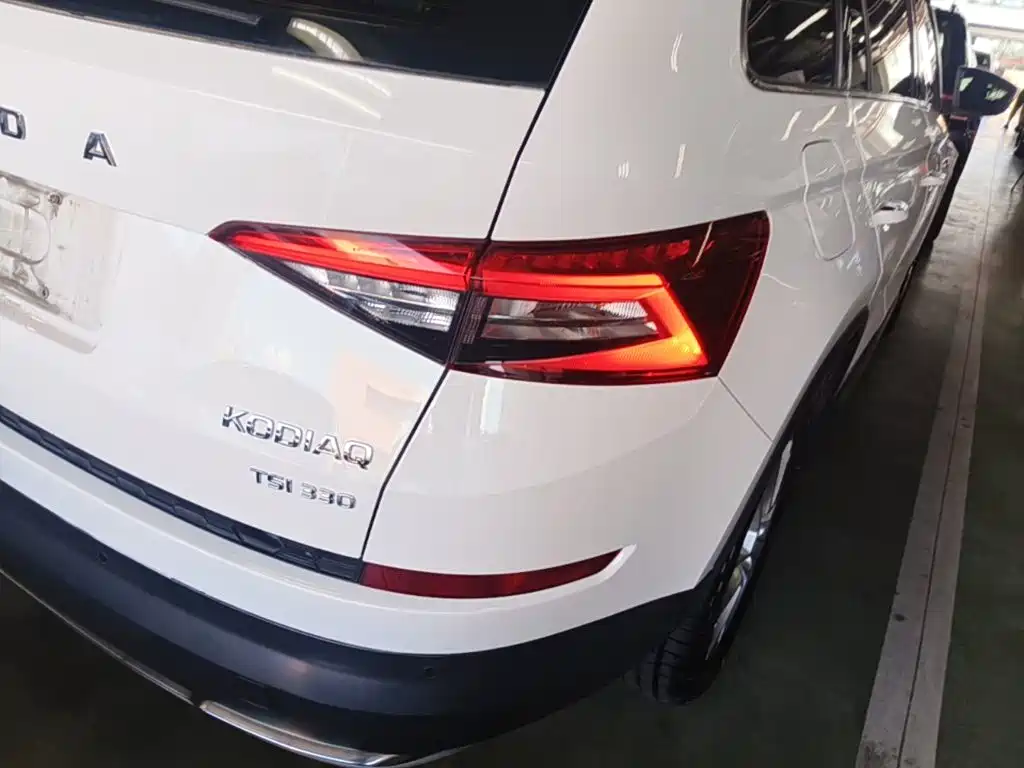 Skoda Kodiaq 2021 — фото 8