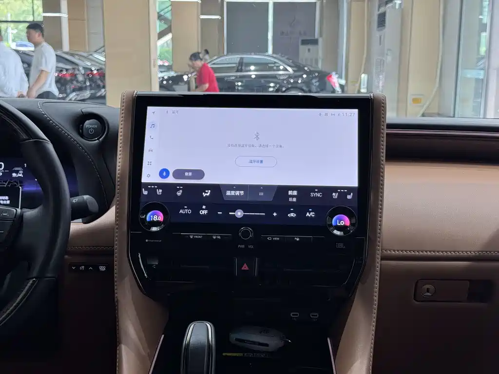 Toyota Alphard 2025 — фото 16