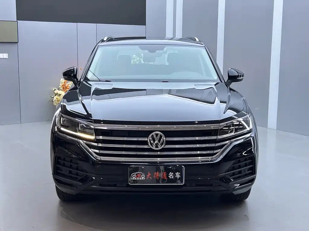 Volkswagen Touareg 2020 — фото 2