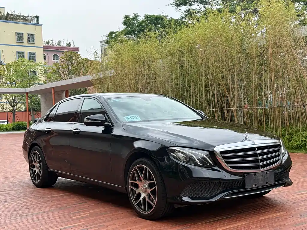 Mercedes-Benz E-Class 2018 — фото 3