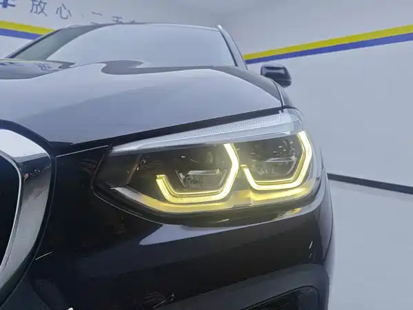 BMW X3 2021