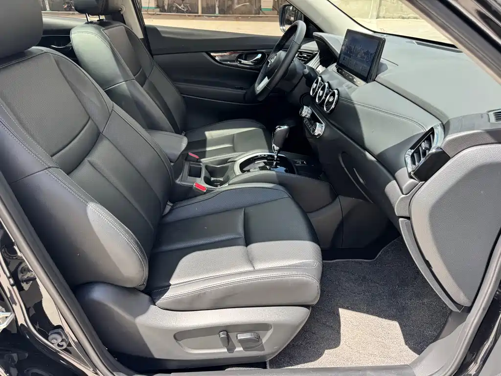 Nissan X-Trail 2025 — фото 18