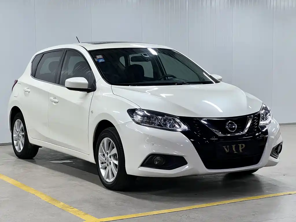 Nissan Tiida 2017 — фото 3