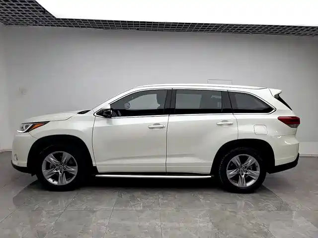 Toyota Highlander 2019 — фото 4
