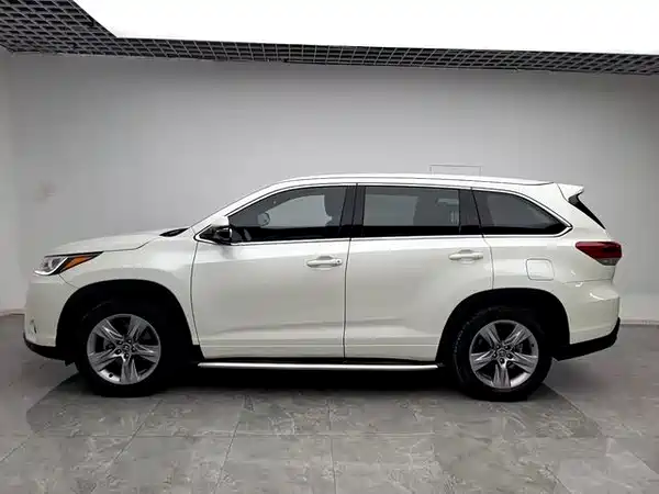 Toyota Highlander 2019