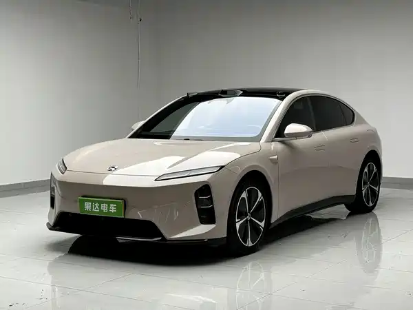 NIO ET5 2025