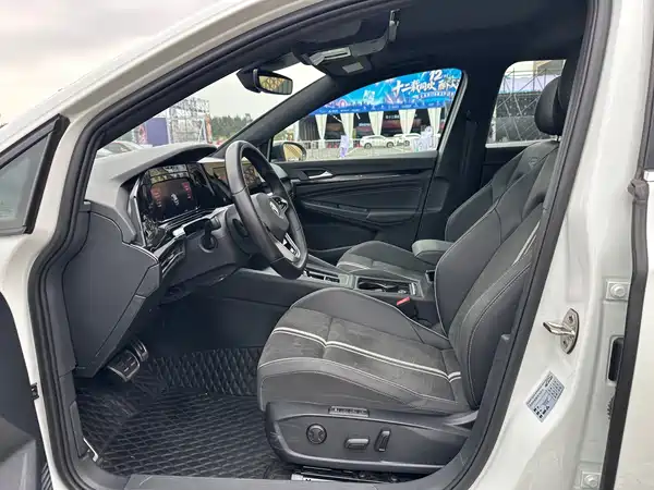 Volkswagen Golf 2022