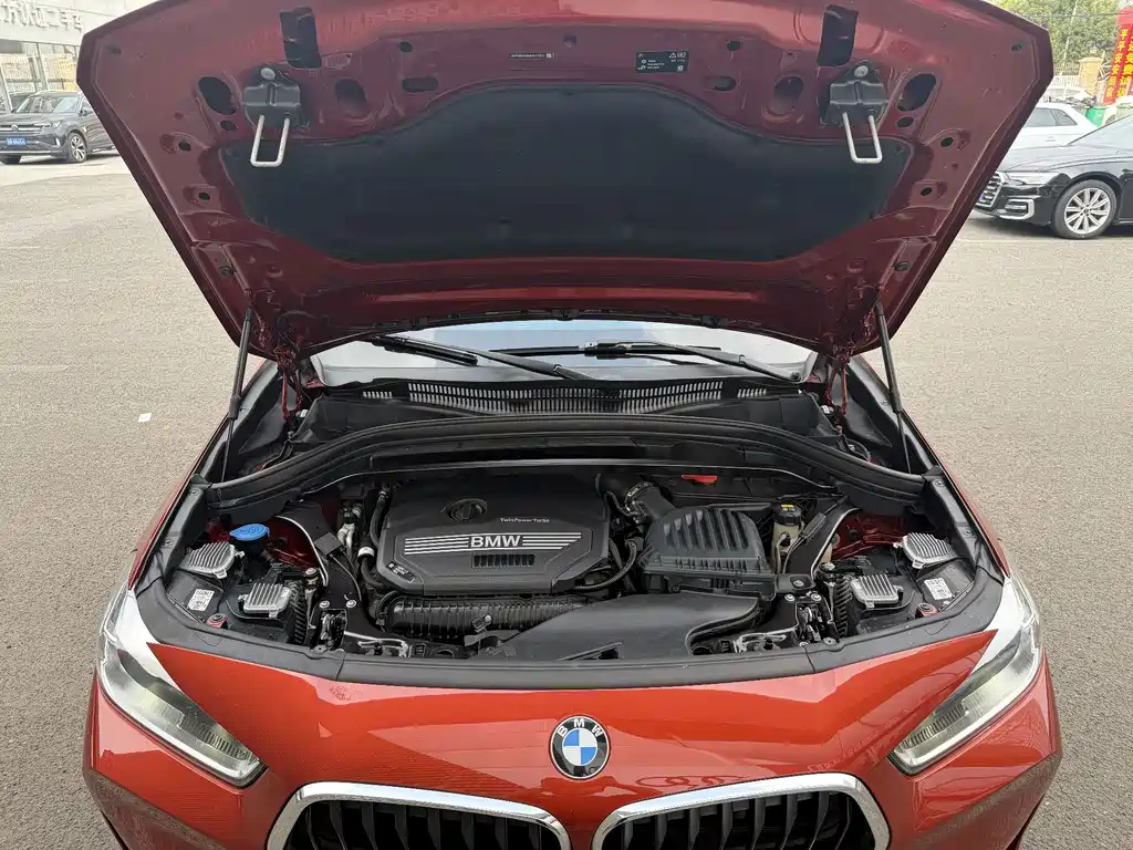 BMW X2 2021 — фото 9