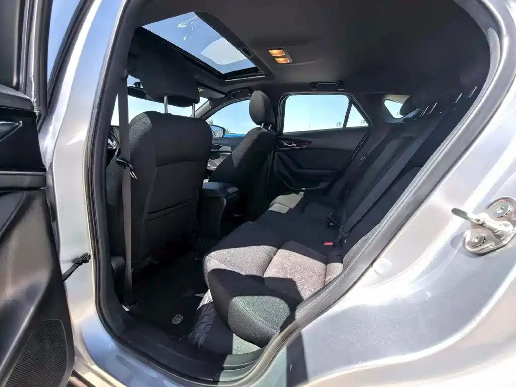 Mazda CX-4 2021