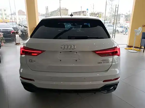 Audi Q3 2023