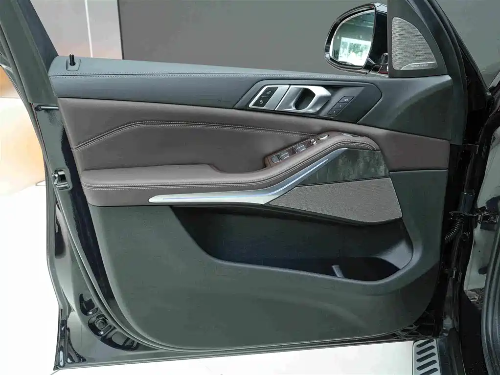 BMW X5 2025 — фото 14