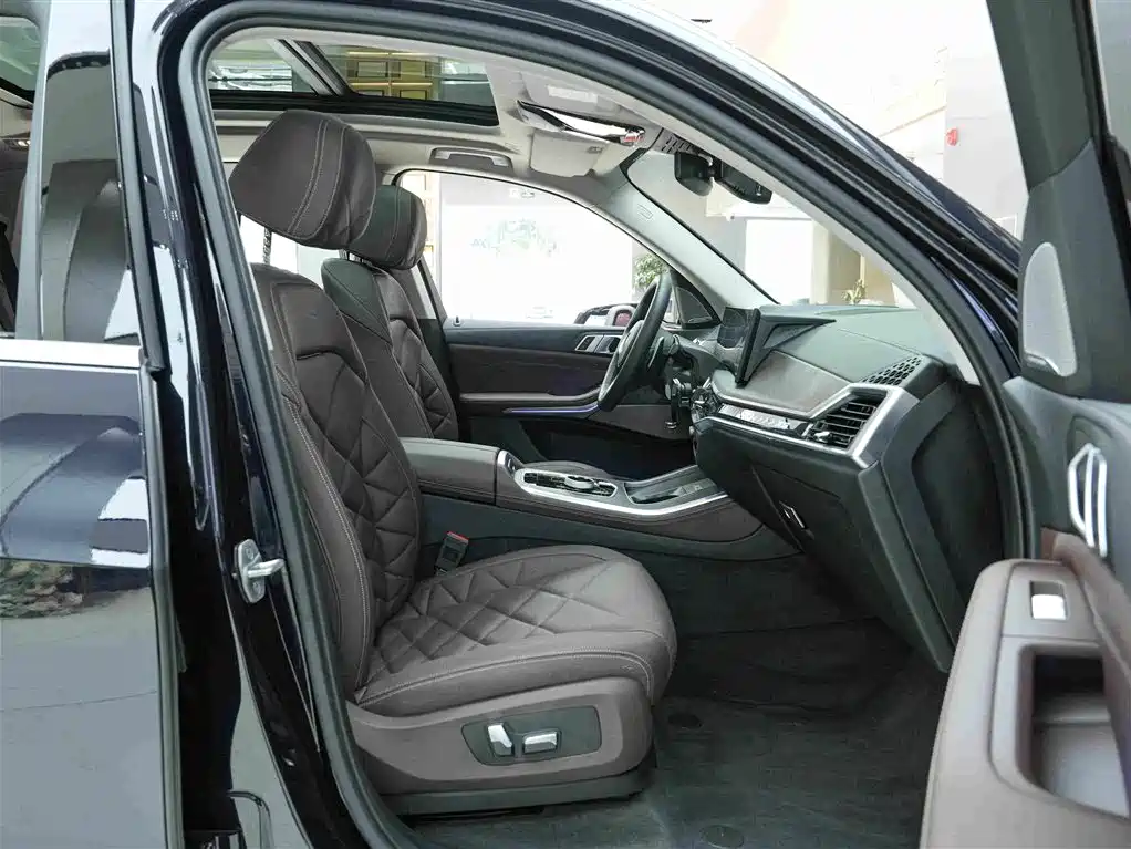 BMW X5 2025 — фото 12