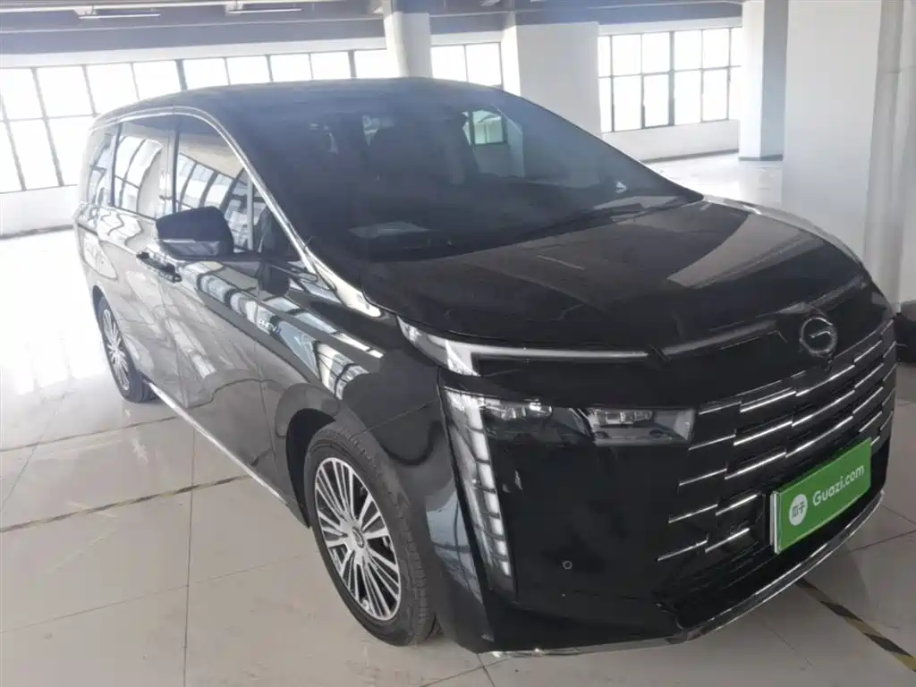 GAC Motor E8 PHEV 2025 — фото 4