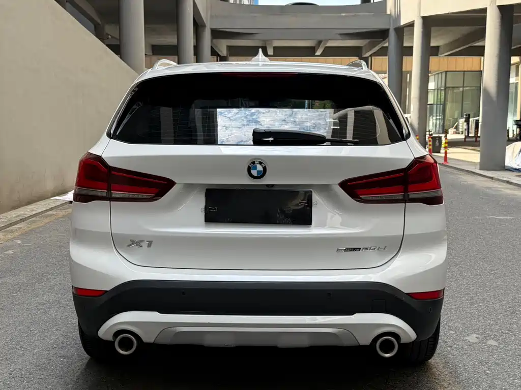 BMW X1 2022 — фото 5