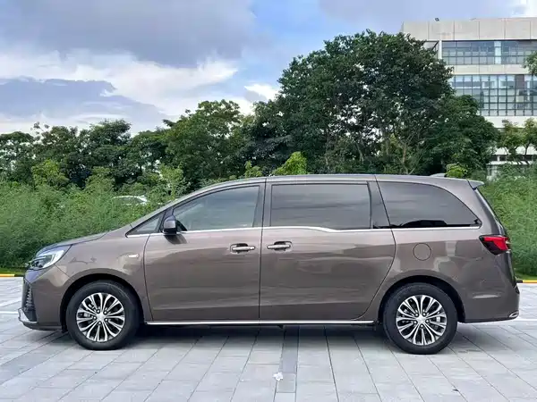 Buick GL8 2023