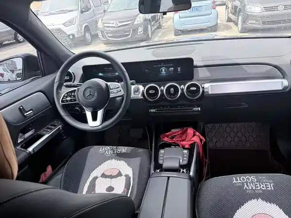 Mercedes-Benz GLB 2021