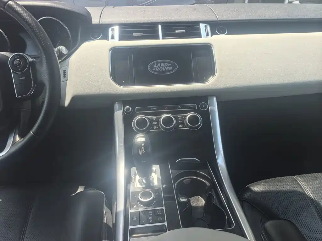 Land Rover Range Rover Sport 2013 — фото 13