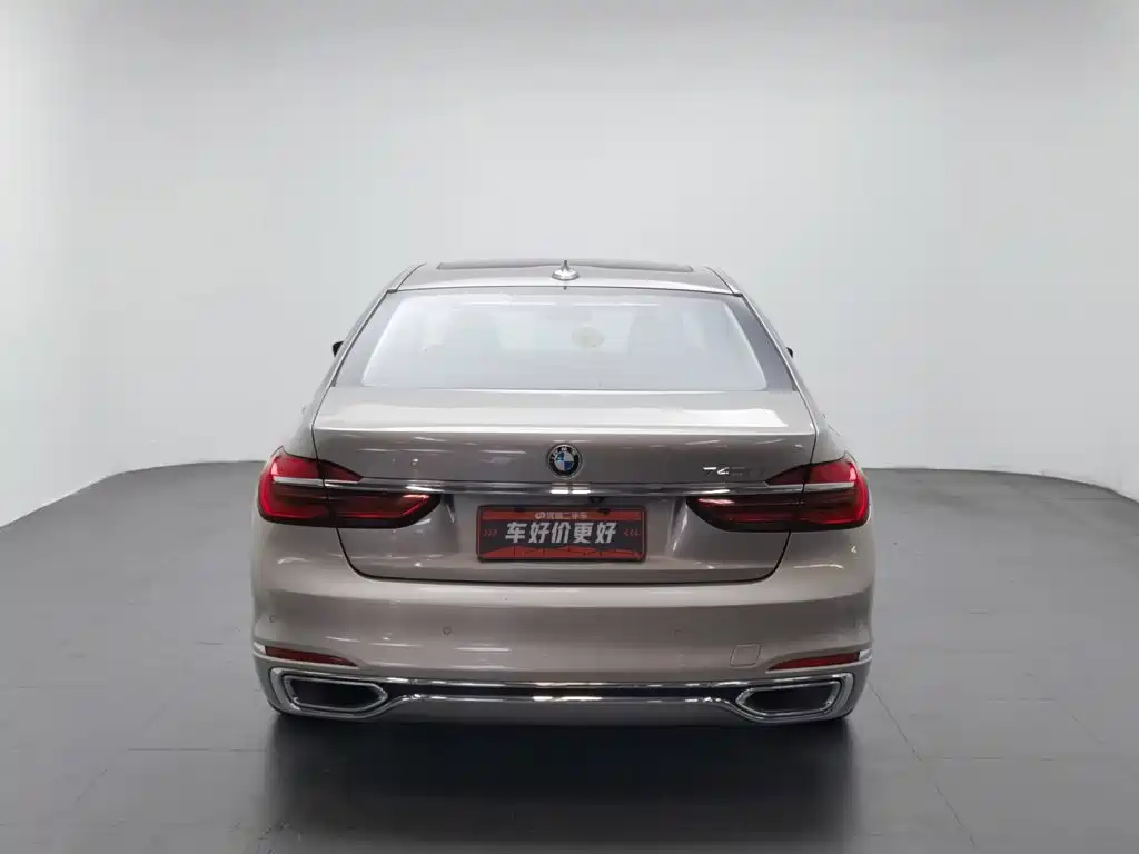 BMW 7 Series 2017 — фото 4
