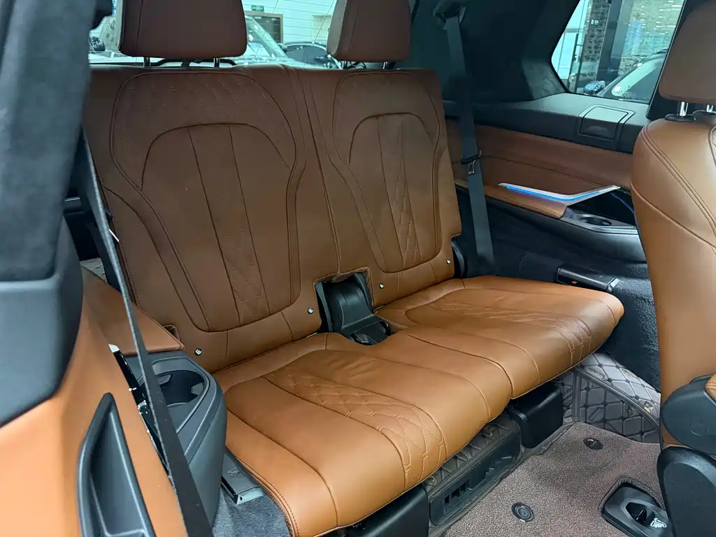 BMW X7 2023 — фото 10