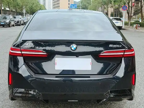 BMW 5 Series 2025