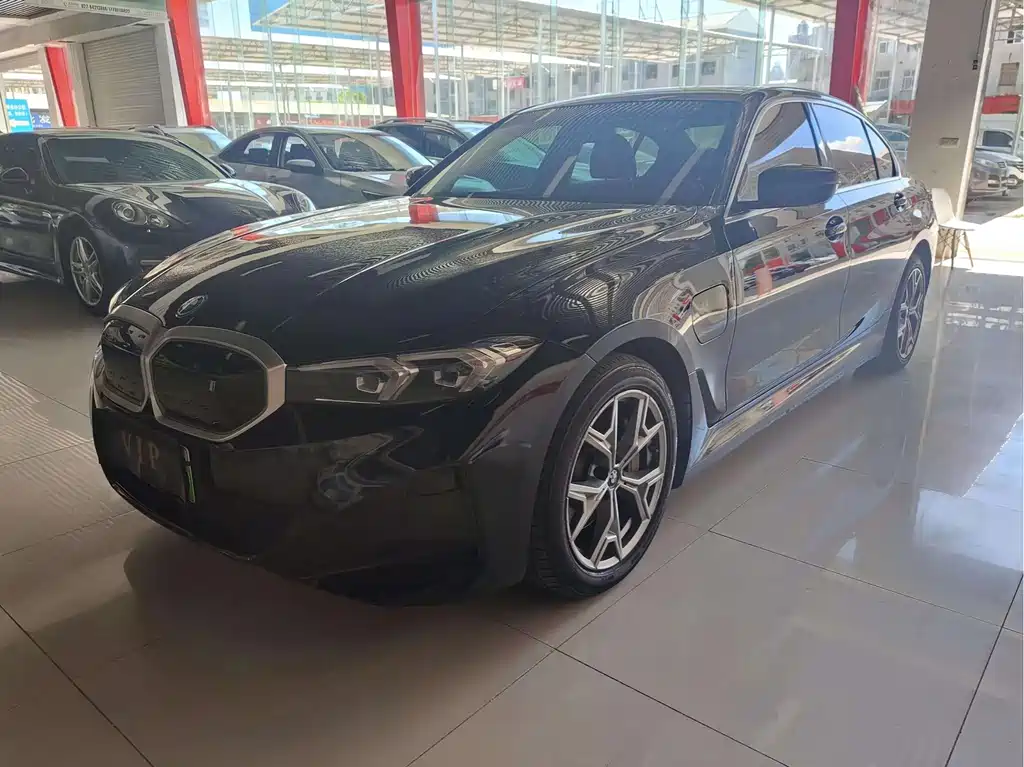BMW i3 2023