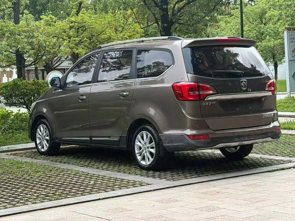 Baojun 730 2016