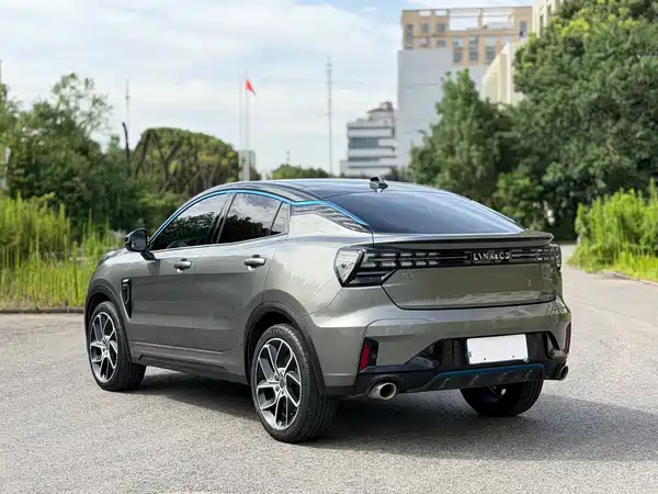Lynk & Co 05 2021