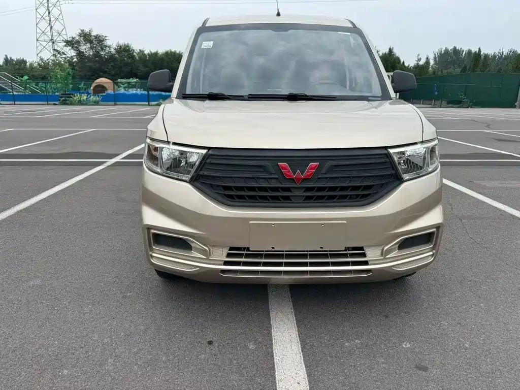 Wuling Hongguang V 2021 — фото 3