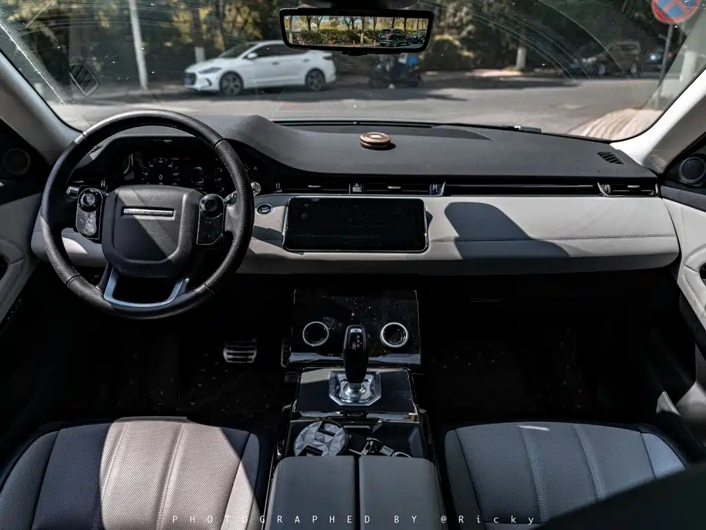 Land Rover Range Rover Evoque 2021 — фото 3