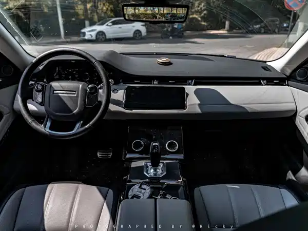 Land Rover Range Rover Evoque 2021
