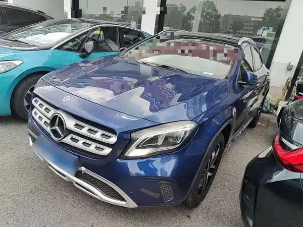 Mercedes-Benz GLA 2017