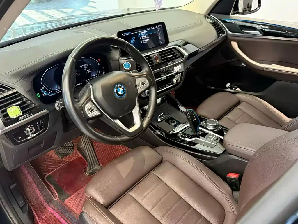 BMW iX3 2021 — фото 2