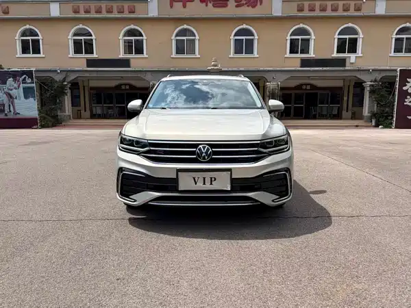 Volkswagen Tiguan L 2023