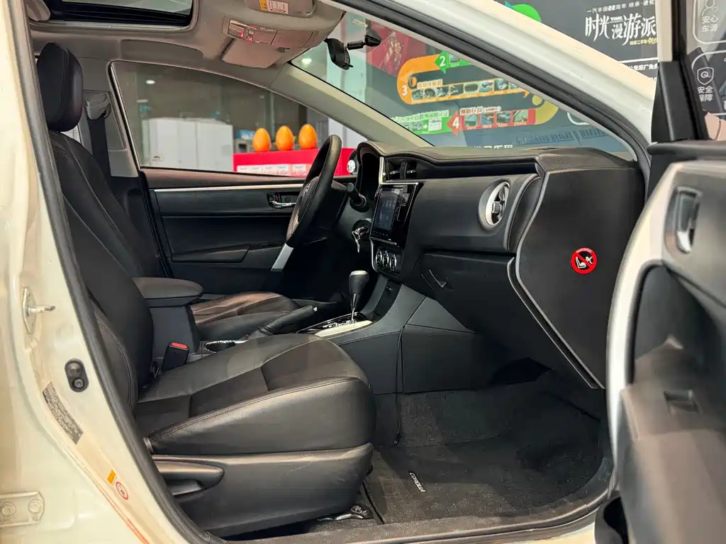 Toyota Corolla 2017 — фото 19