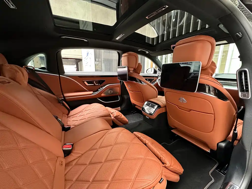Mercedes-Benz Maybach S-Class 2022 — фото 18