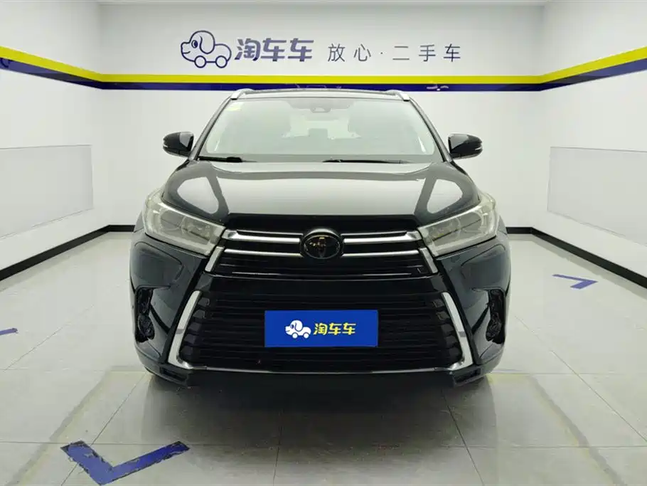 Toyota Highlander 2018 — фото 2