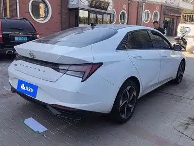Hyundai Elantra 2021