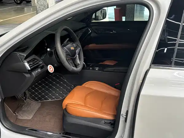 Cadillac CT6 2021