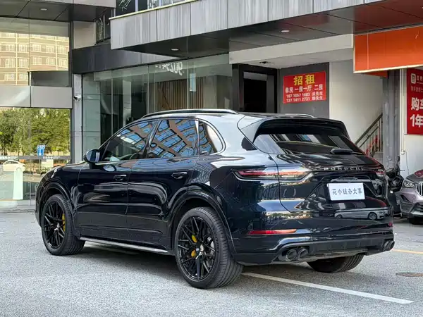 Porsche Cayenne 2020