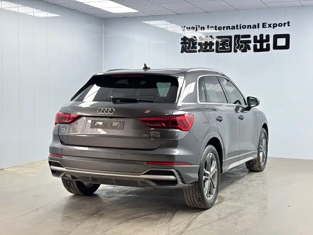 Audi Q3 2022 — фото 10